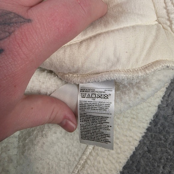 Old Navy Women's Sherpa Fleece Pullover Medium Cream Quarter Zip Cozy Jacket - Picture 9 of 10